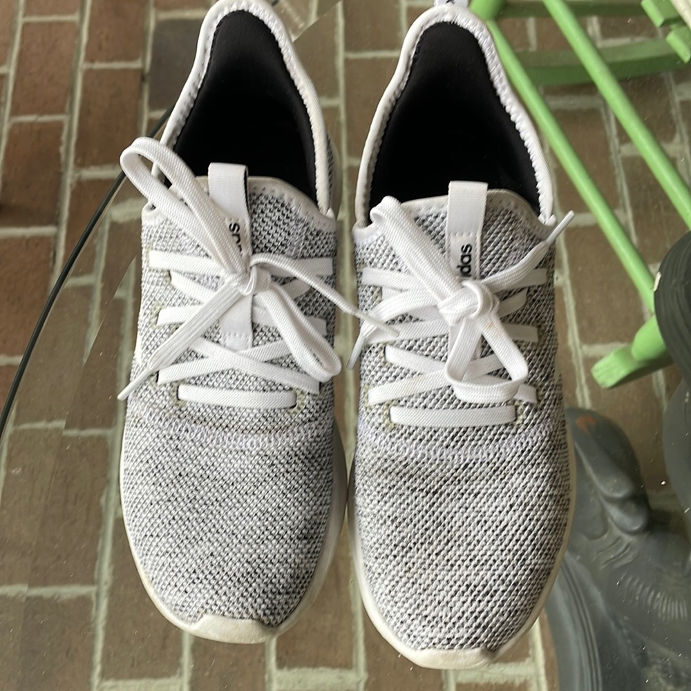 ADIDAS CLOUDFOAM SNEAKERS sz 8.5